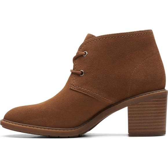 Clarks Tan Lace Up Boots with Suede Finish - Picture 2 of 4